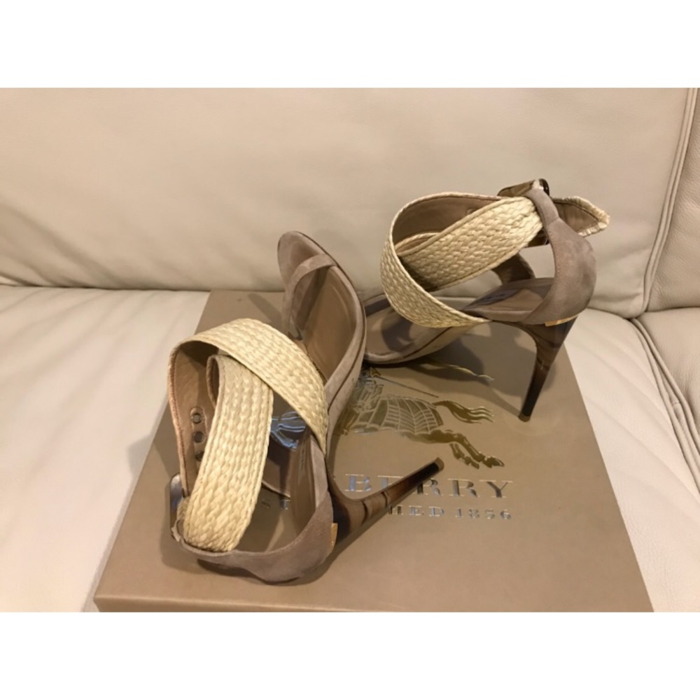 Burberry Sandals, Size 39, Box and bags included - Picture 2 of 5